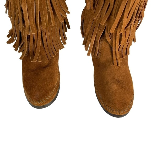 MINNETONKA 1632 3 LAYER FRINGE CALF HIGH SUEDE LEATHER SLIP ON MOCCASIN BOOTS - Picture 12 of 14
